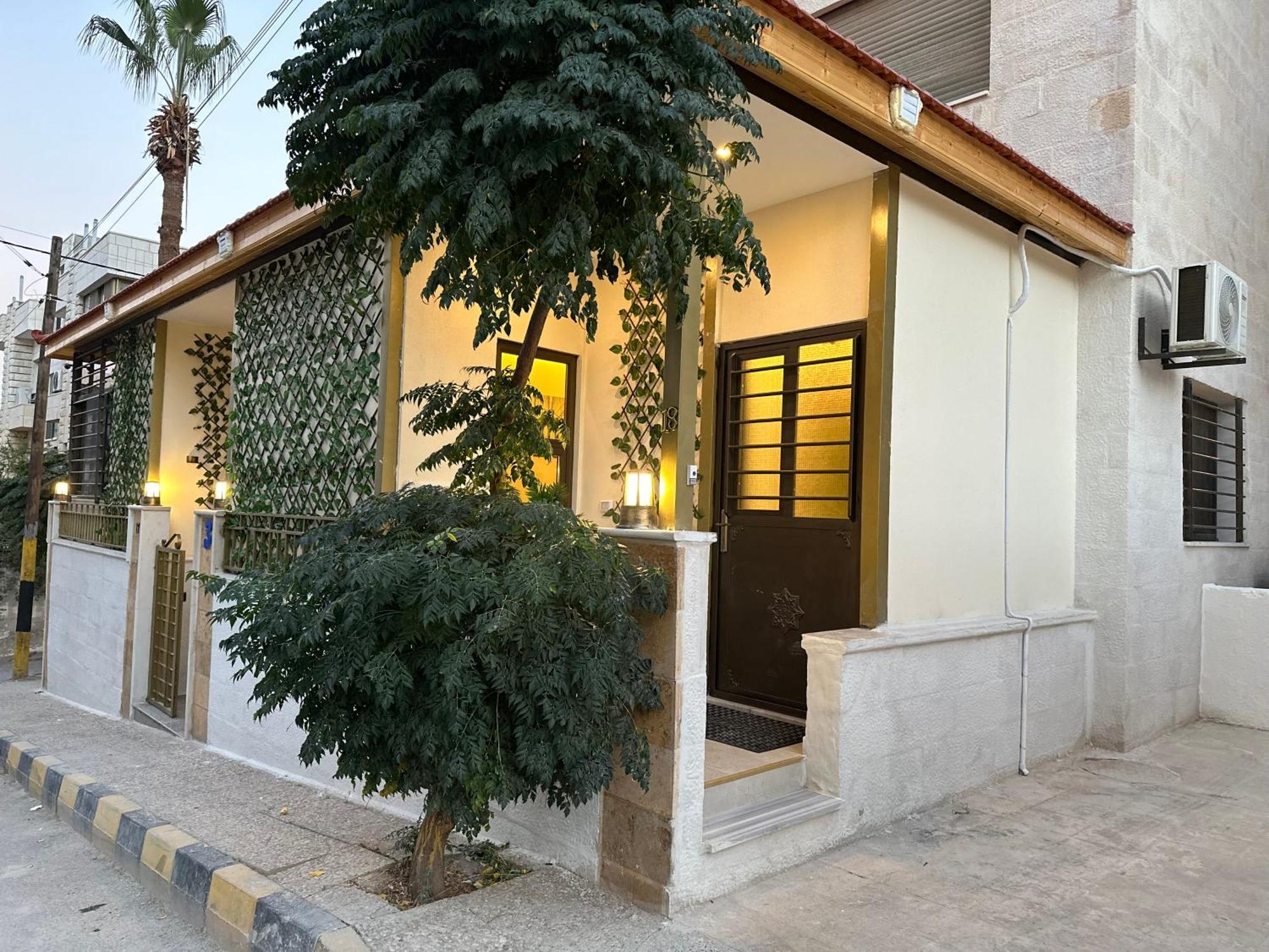 Al Sadi Residential Units Apartment Аман Екстериор снимка